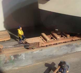 Modell eines Stapellaufes