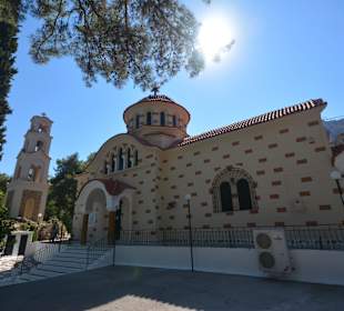 Archipolis und die Kirche Agios Nektarios Saint Nektarios