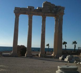 Apollon-Tempel in der Altstadt Side