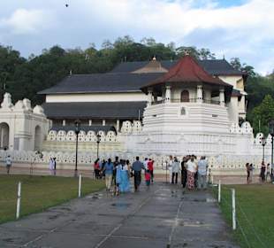 Tempel des Zahn in Kandy