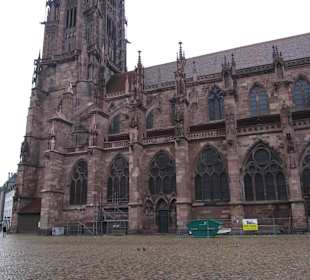 Münster mit Münsterplatz