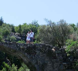 Auf der antiken Brücke