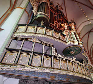 Blick auf die historische Orgel