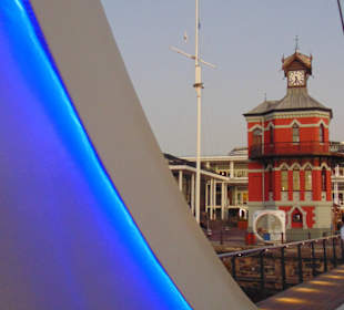 Alfred & Victoria Waterfront