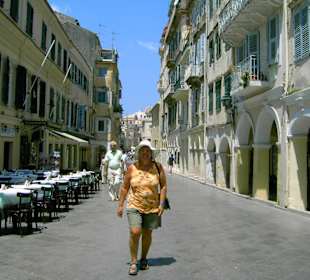 Eine Hauptgasse der Altstadt