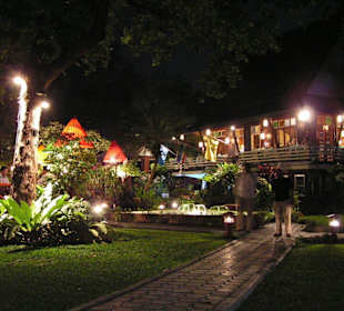 Whole Earth Restaurant