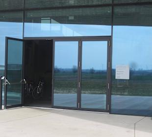 Unscheinbarer Eingang