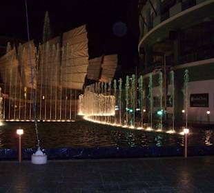 Wasserspiele im Jungceylon