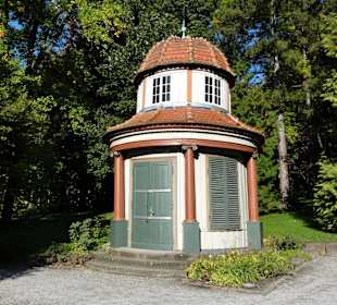 Tempel auf der Schillerwiese