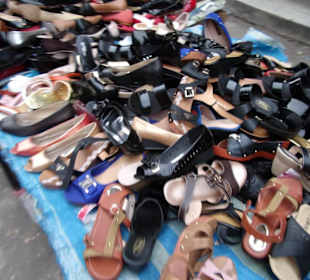 Seitenstrassen um den Kariakoo Markt