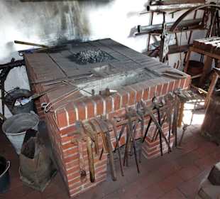 In der historischen Schmiede des Museums