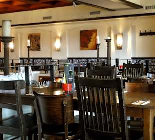 Blick in den Gastraum der Bodega del Puerto