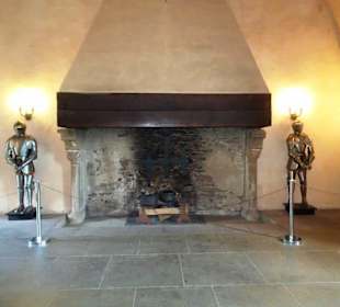 Im Rittersaal des Schlosses