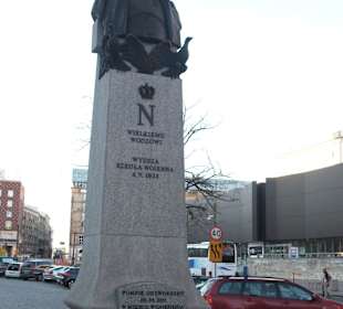 Plac Powstańców - popiersie Napoleona