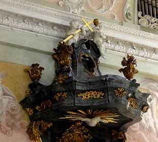 Rundgang durch die Rokoko-Kapelle