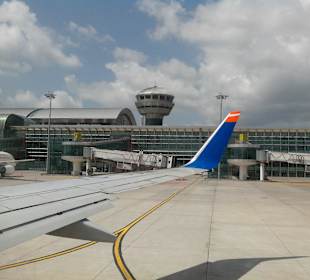Flughafen Izmir (ADB)