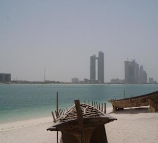 Blick vom Villagestrand Ri. Ethiad Towers