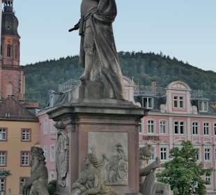 Alte Brücke: Statue Kurfürst Karl Theodor