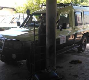 Eigene Kfz Werkstatt, Wartung nach jeder Safari.