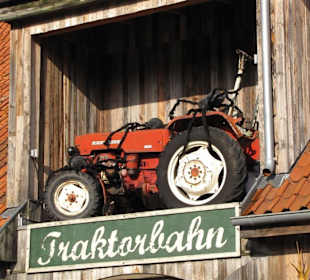 Traktorbahn, Karls Bauernhof