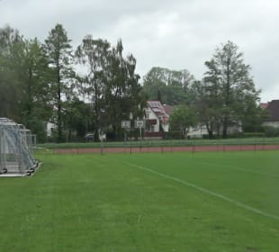 Bitte beschreiben Sie, was auf Ihren Bildern zu se