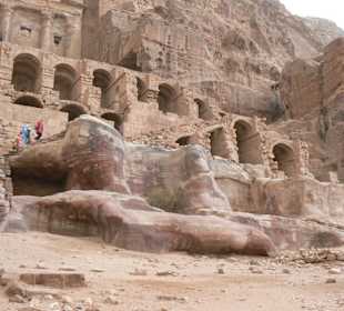 Petra lohnt sich - jeder Schritt ein neuer Einblick