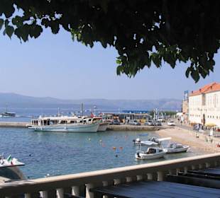 Hafen von Bol auf der Insel Brac