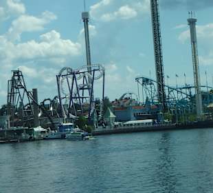 Blick auf den Vergnügungspark