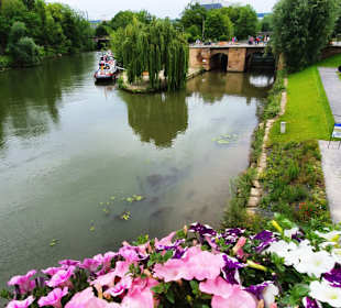 Blick zum Kanal runter