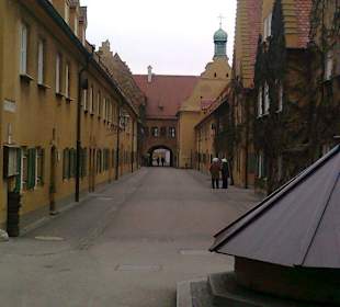 Fuggerei - Strassenzug 