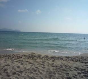 Tolles Wasser, man kann weit reinlaufen