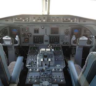 Cockpit Cityhopper - Shiphol