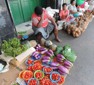 Auf dem Markt von Suva
