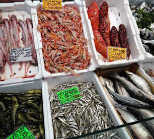 In der Fischabteilung der Markthalle