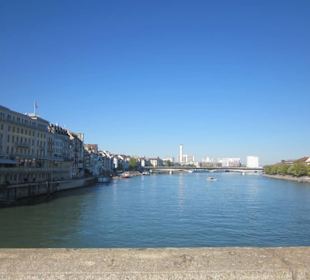 Blick von der Mittleren Brück auf Alt-Basel