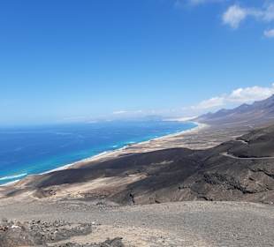 Der Blick vom Gebirgspass