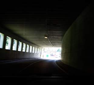 Im Schutztunnel
