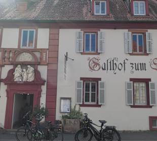 Zum Mittagessen im Gasthaus Zum Schwanen