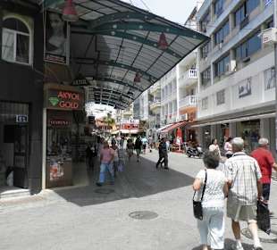 Einkaufstrasse neben dem Bazar