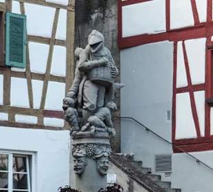 Schnabelgiere-Brunnen