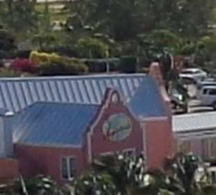 Eingang vom Strand aus