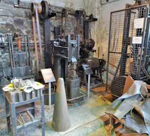 Rundgang durch die Hallen der Gesenkschmiede