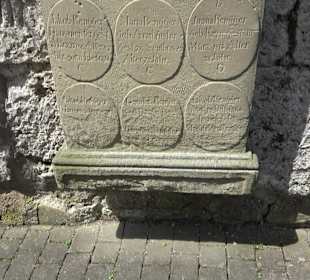 Kriegerdenkmal an der Kirche Dießen