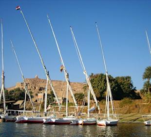 Segelboote am Nil