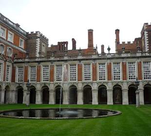 Hampton Court Palace - barocker Anbau