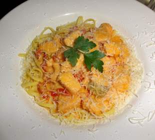 Pasta mit Lachs