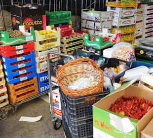 Rundgang über den Markt von Malcesine