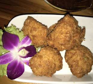 Bejraksa Seafood and Thai Restaurant