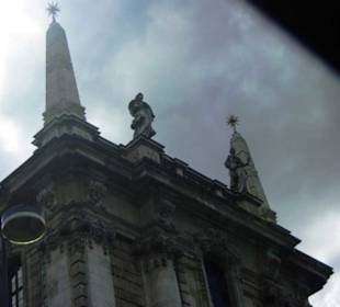 Dachabschlüsse mit Türmchen