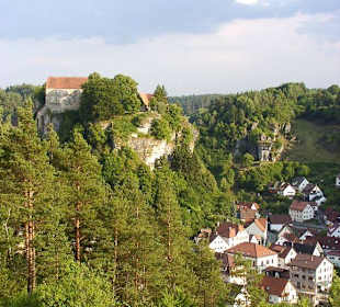 Pottenstein mit Burgberg